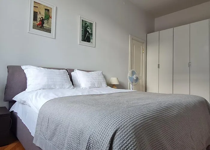 Rehouse, Didzioji 39 One Bedroom アパート